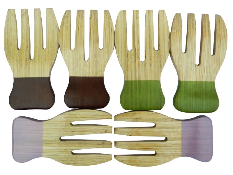 Custom-made Premium Bamboo Salad Servers with Dip-Painted Handles - Eco-friendly Kitchenware for Wholesale